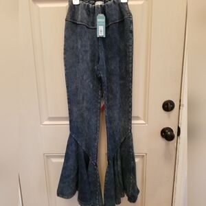 NWT WMS Earthbound Jeans 👖